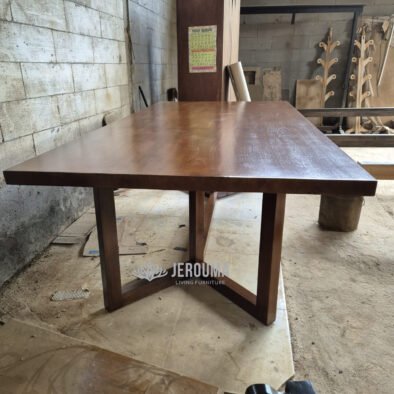 Meja makan minimalis kayu jati Solid