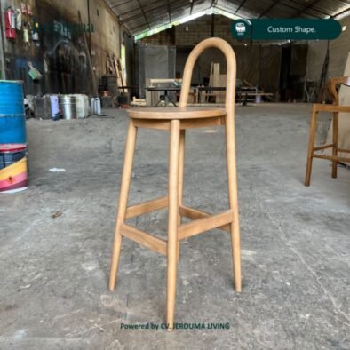 Kursi Bar Kayu Custom Minimalis – Sandaran Melengkung | Jerouma Living