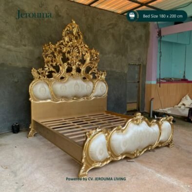 Dipan Mewah Ukir Gold 180x200 cm | Jerouma Living