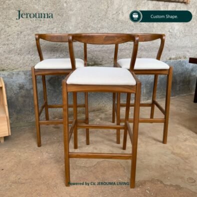 Kursi Bar Kayu dengan Sandaran & Dudukan Empuk – Kursi Counter Custom | Jerouma Living
