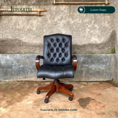 Kursi Kantor Direktur Kayu Custom – Executive Chair Kulit Elegan | Jerouma Living