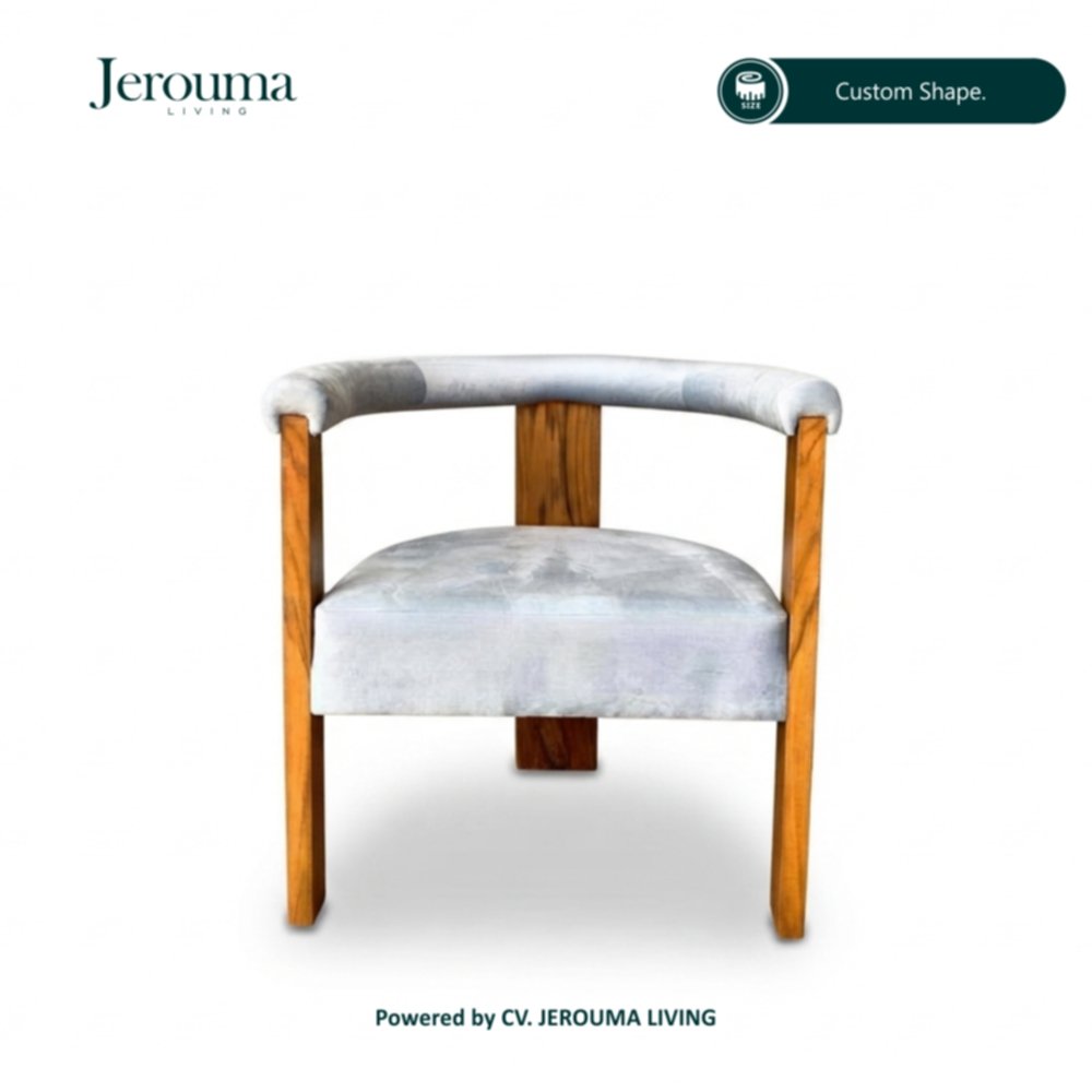 Kursi Custom Kayu Minimalis dengan Dudukan Empuk – Jerouma Living