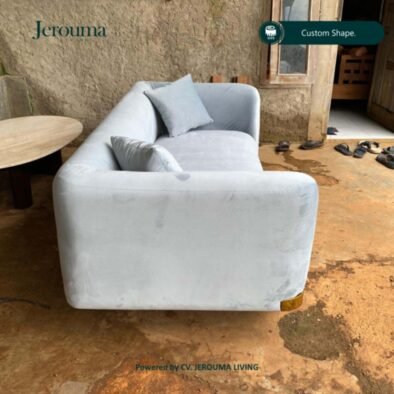 Sofa Ruang Tamu Custom Warna Biru Muda dengan Desain Elegan – Jerouma Living